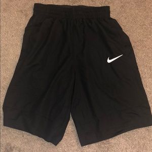 men’s nike shorts
